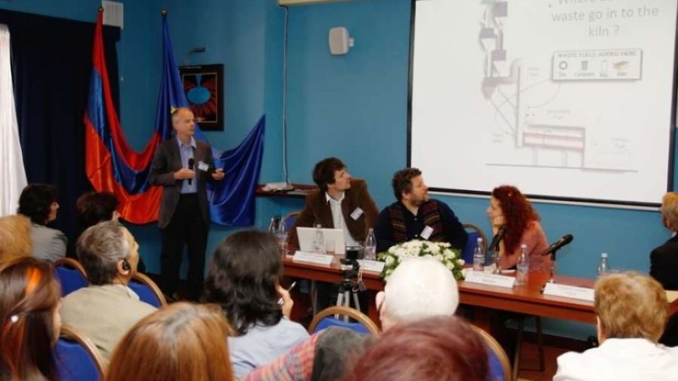 AWHHE a Arnika uspořádaly v Arménii workshop o pesticidech a jejich omezení