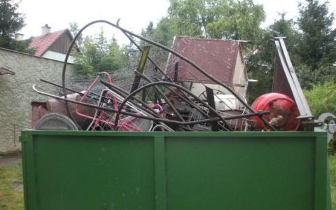 Dobrá praxe - odpadové hospodářství obce Ploskovice