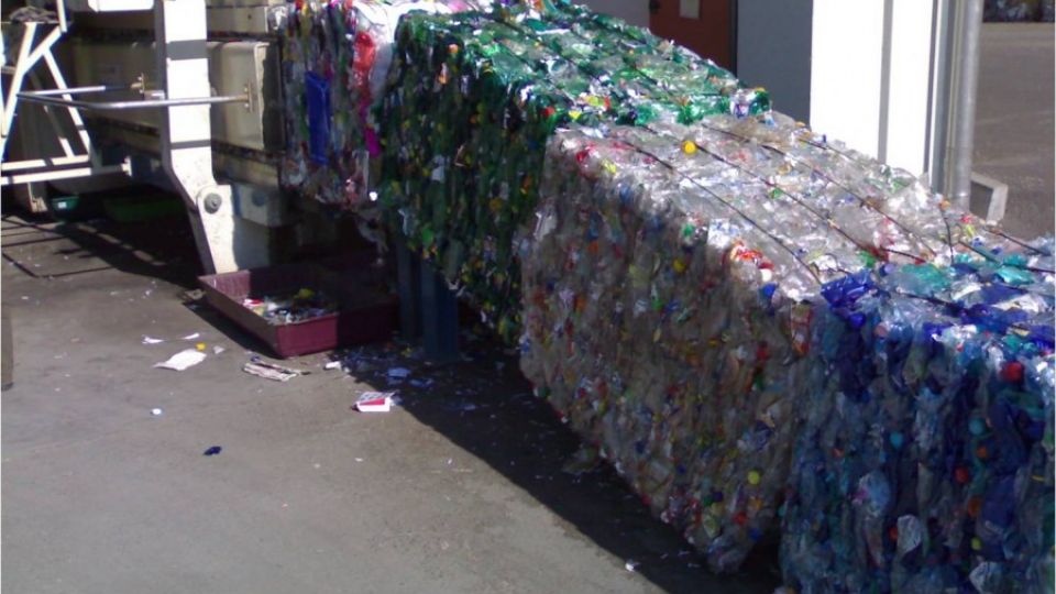 Zlivané se informují, jak předcházet vzniku odpadu a recyklovat