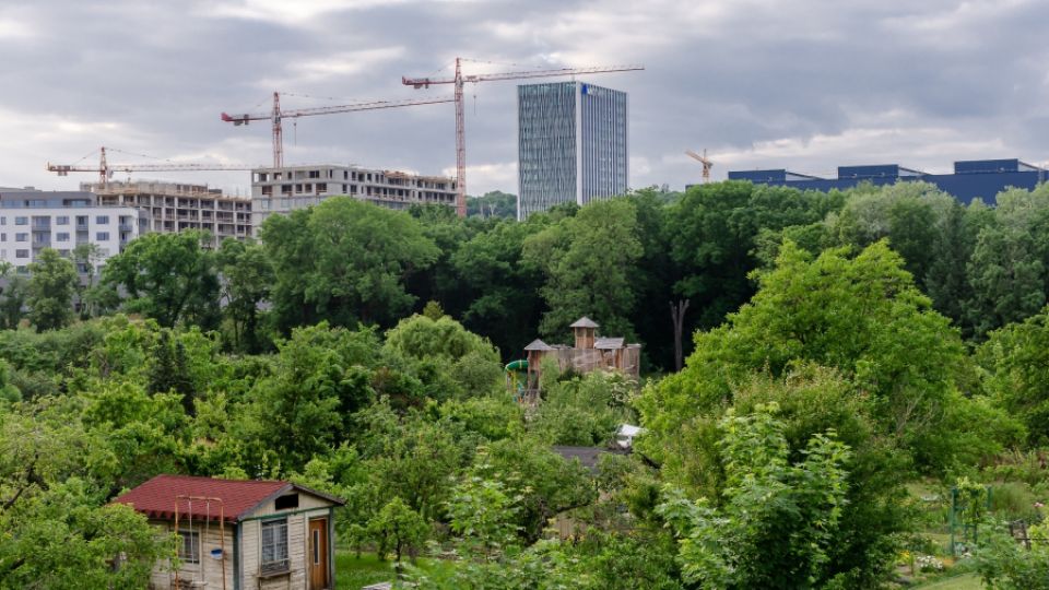 //Přesunuto//Komentovaná procházka: Mizející zahrádky ve Vysočanech, adaptační opatření a proměna města
