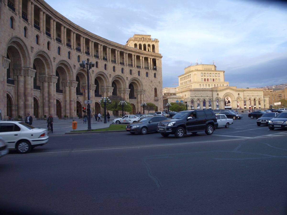 Yerevan - Square of the Republic.jpg